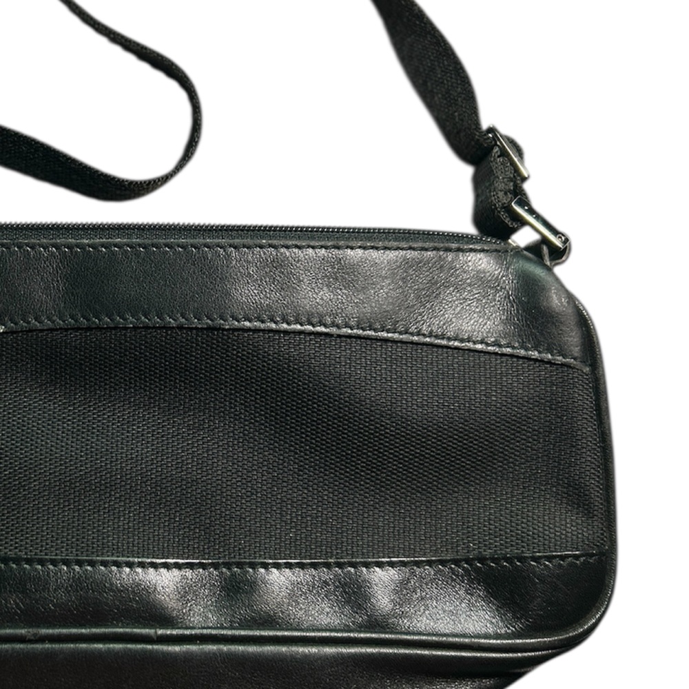 Gucci Auth. VTG Leather & Canvas Pochette Bag - Black - Picture 9 of 15